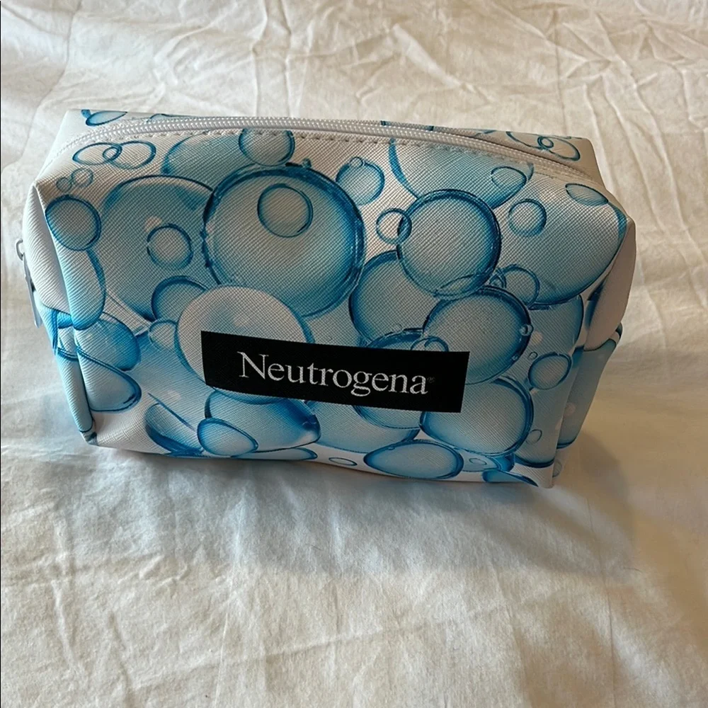 Neutrogena Makeup Bag & Black Sleep Mask for Immersive Relaxation